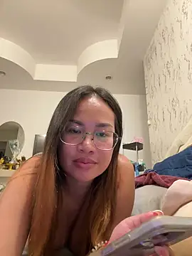 Ponthip webcam