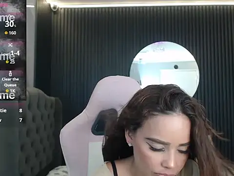 naomis_36 webcam