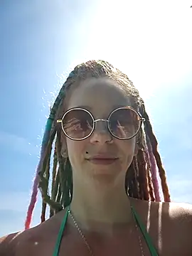 LucidLucy webcam