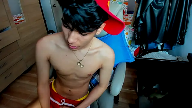 AliottTwink webcam