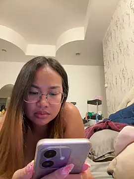 Ponthip webcam