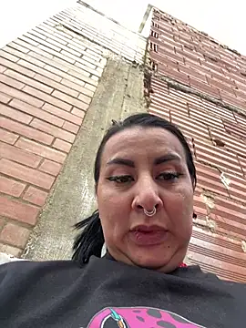 Abril_Luv webcam