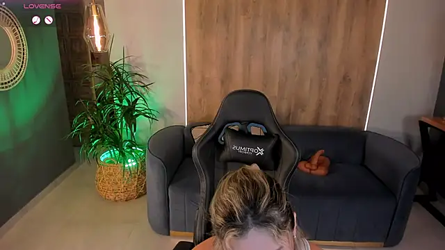 KylaMorrison webcam