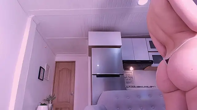 dannahyde (F young) - Squats on your cock 😈🍆🤠