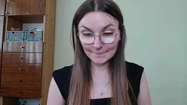 LooveELLYx webcam