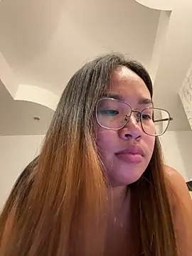 Ponthip webcam