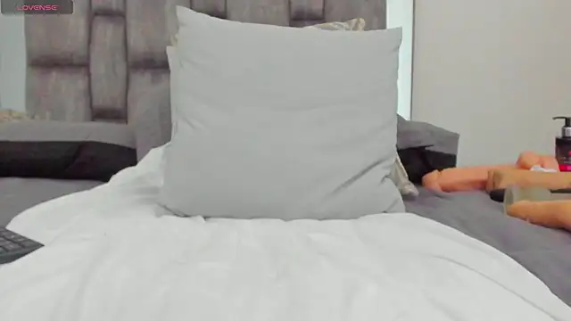 alyssia_ocean webcam