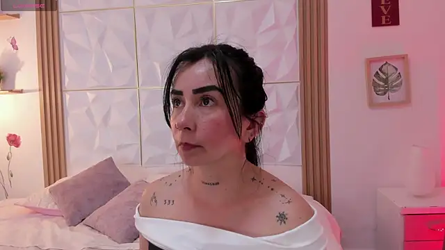 Anniee_333