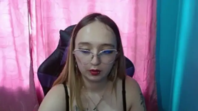 Liaroberts1 webcam