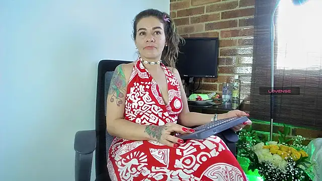oriana_thomson01 - Oriana_thomson01's free webcam - UK Sex Cams