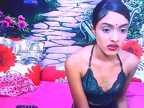 IndianPretty14u2Luv webcam