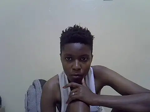 prettyy_joy webcam