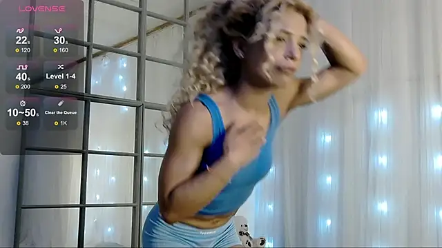SarahRaynex webcam