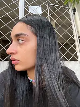 leilani_X webcam