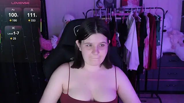 AmyVibess webcam