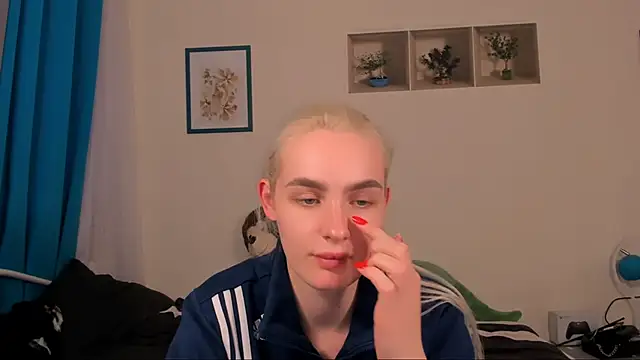 OliviaKisss webcam