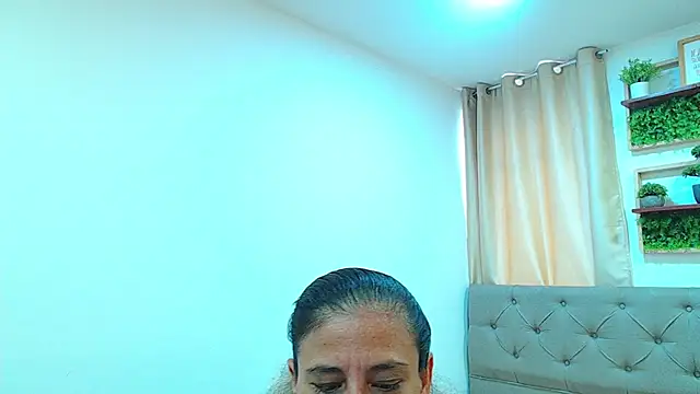 sasi_luna webcam