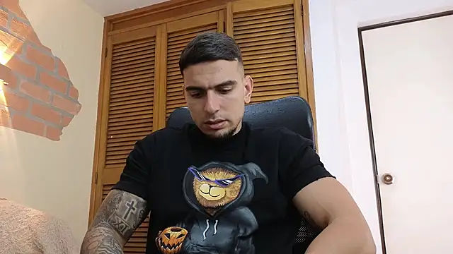 Josh_miller01 live sex cam