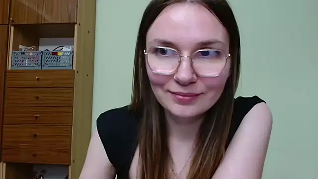 LooveELLYx webcam