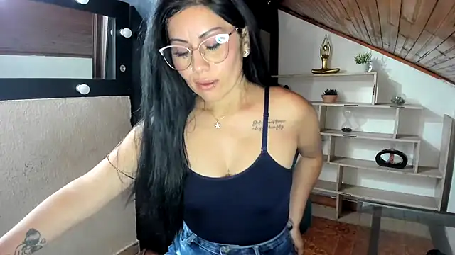 Tania_mature live sex cam