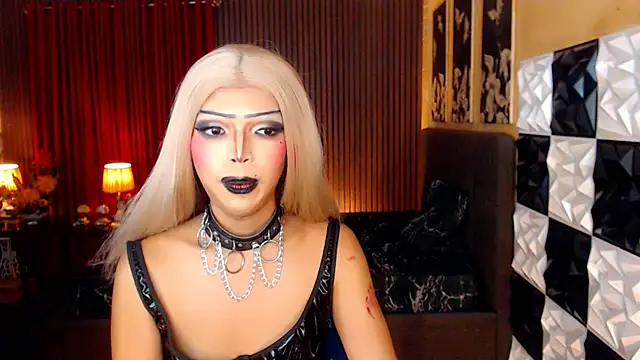 xFistingLadyBoyx webcam