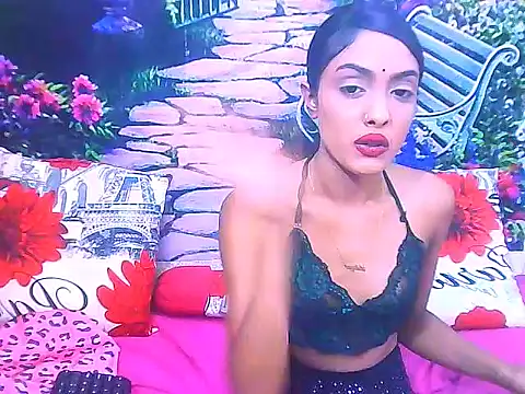 IndianPretty14u2Luv webcam