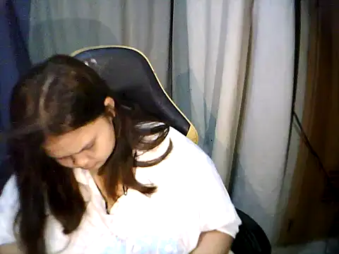 xia_xoxo_ webcam