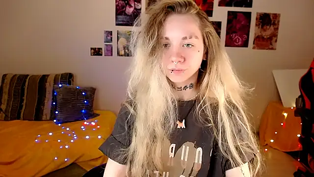Nica_Kawaii webcam