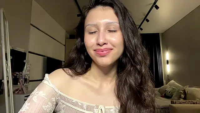 Alicekitty67 webcam