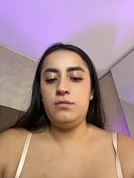 Antonella_Julieta webcam