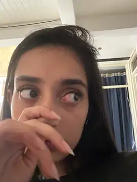 leilani_X webcam