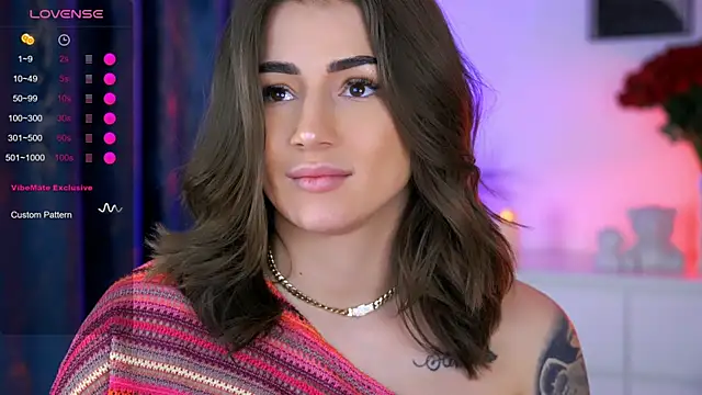 AishaSins webcam