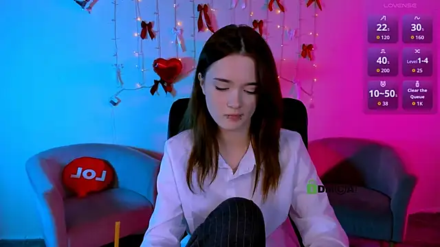 liana_kisses