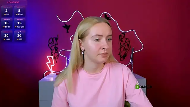 mila_glow1 webcam