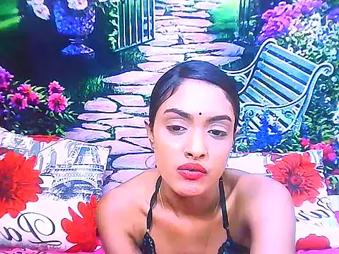 IndianPretty14u2Luv webcam