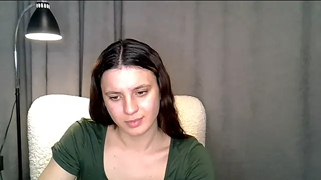 KiraHoney webcam