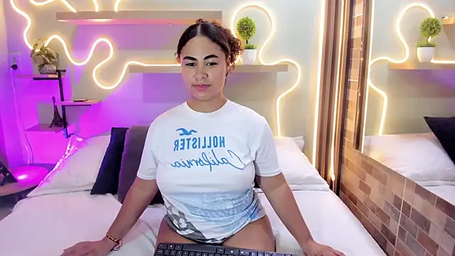 Amber_Milers webcam