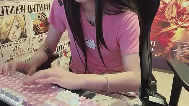 SNAKEgirlQAQ webcam