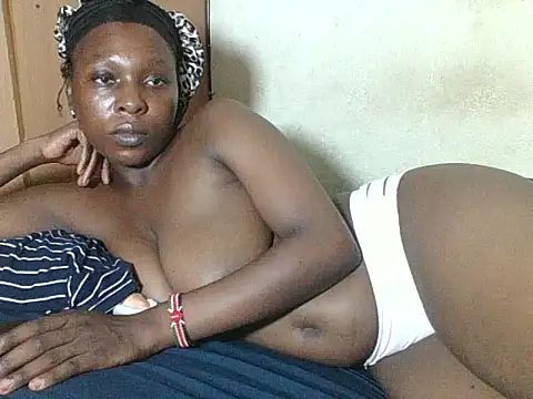 Sexyblackgold webcam