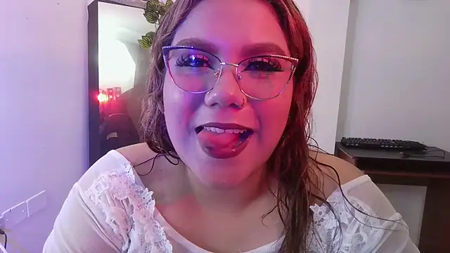 evania_lorns webcam