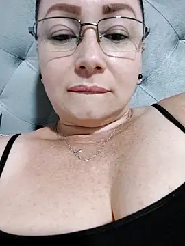 milly_sanchez webcam