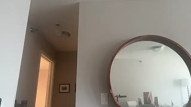 bubblebuttblondeboy webcam