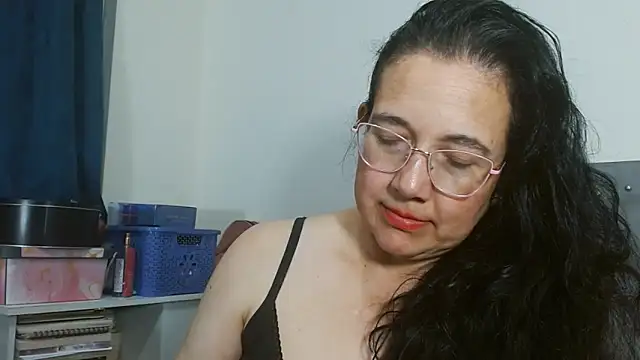 maturepriscila webcam