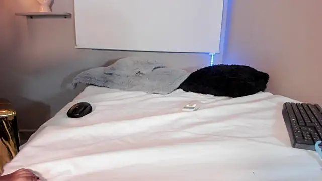 Roxy_Stonee webcam