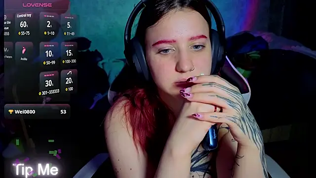 Mini_Lady1 webcam