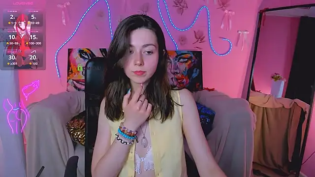 kitniss_dreamy webcam
