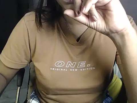 Annya_Sharma2 webcam
