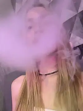 Elizabeth_Tay webcam