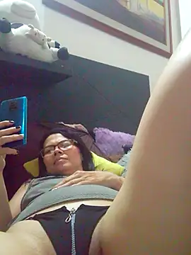 AfroditaX23 webcam
