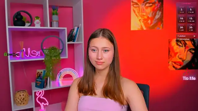 arianaa_cat webcam